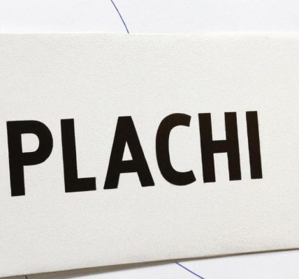 jak zaszyc dziure w spodniach